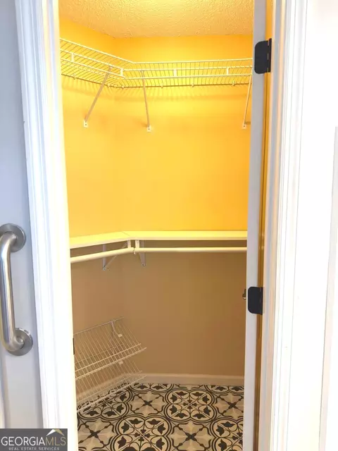 Other - 326 Silver Cir, Warner Robins, GA 31093 photo 6 of 10