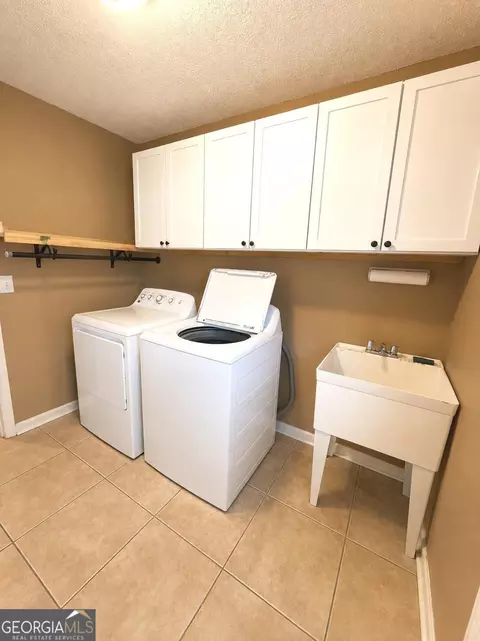 Other - 326 Silver Cir, Warner Robins, GA 31093 photo 10 of 10