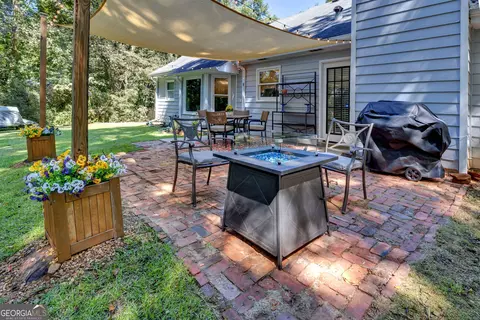 Exterior - 323 Spring Rd, Covington, GA 30016 photo 10 of 12