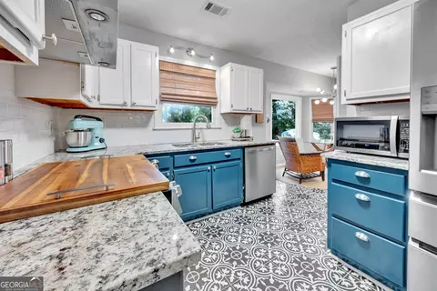 Kitchen - 323 Spring Rd, Covington, GA 30016 photo 1 of 3