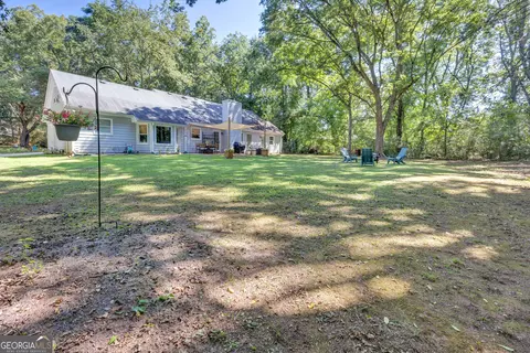 Exterior - 323 Spring Rd, Covington, GA 30016 photo 7 of 12