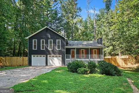 880 Faye Dr NW, Kennesaw, GA 30144