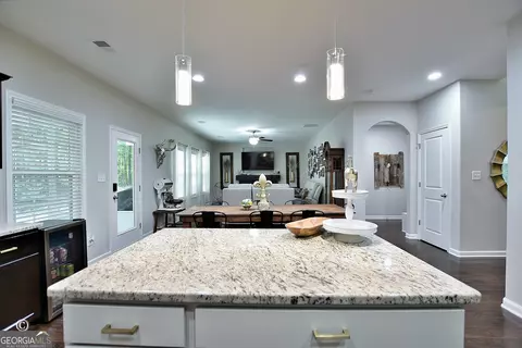 Entry Way - 907 Big Sky Dr, Hamilton, GA 31811 photo 2 of 5