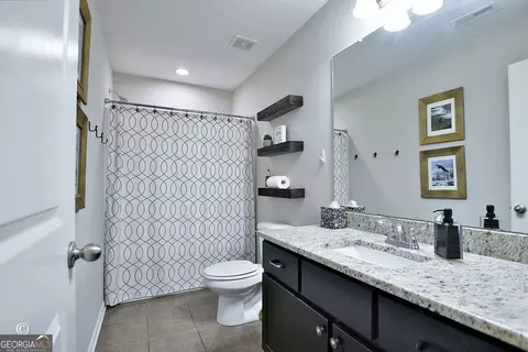 Bath - 907 Big Sky Dr, Hamilton, GA 31811 photo 4 of 4