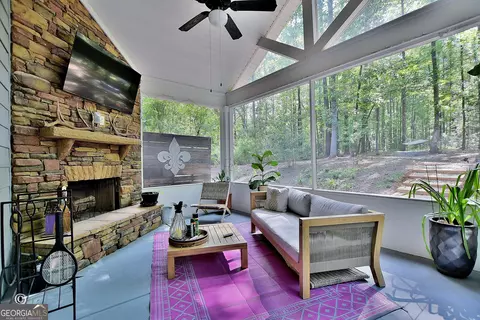 Exterior - 907 Big Sky Dr, Hamilton, GA 31811 photo 2 of 6