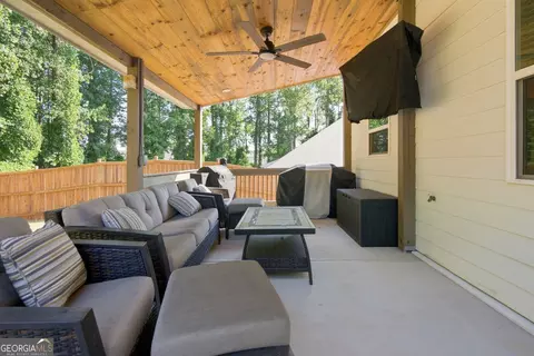 Exterior - 617 Edgemore Rd, Canton, GA 30114 photo 12 of 14