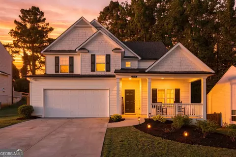 Exterior - 617 Edgemore Rd, Canton, GA 30114 photo 2 of 14