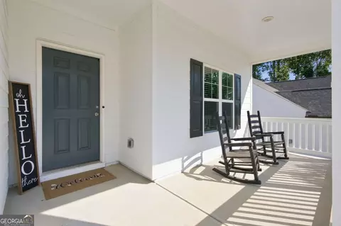 Exterior - 617 Edgemore Rd, Canton, GA 30114 photo 4 of 14