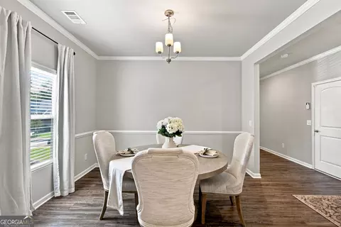 Dining - 617 Edgemore Rd, Canton, GA 30114 photo 2 of 2