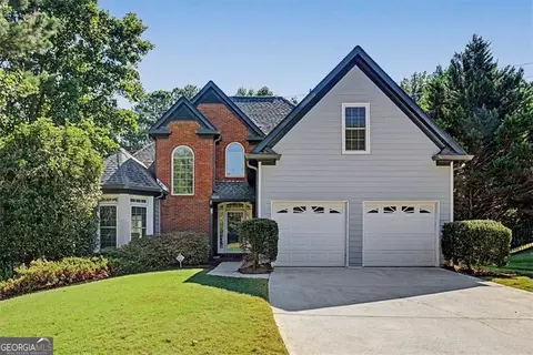 1500 Fallen Leaf Dr SW, Marietta, GA 30064