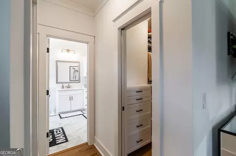 Entry Way - 105 Red Bluff Dr, Athens, GA 30607 photo 3 of 3