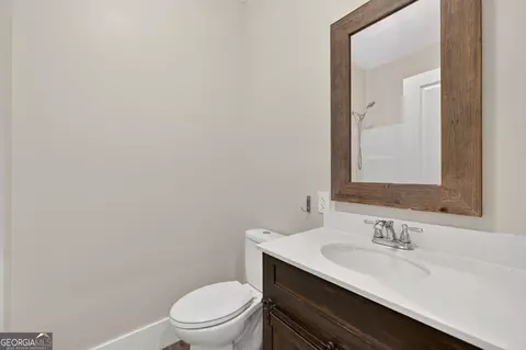 Bath - 90 Edwin Smith Rd, Newnan, GA 30263 photo 2 of 3