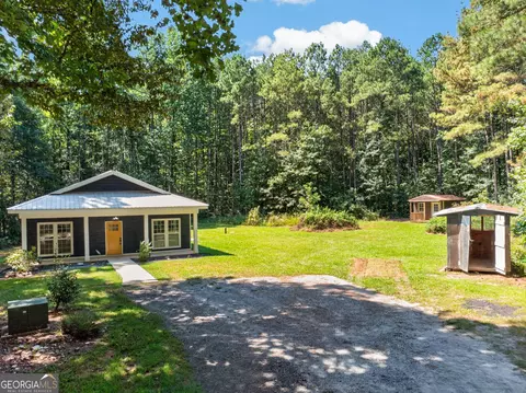 Exterior - 90 Edwin Smith Rd, Newnan, GA 30263 photo 4 of 14