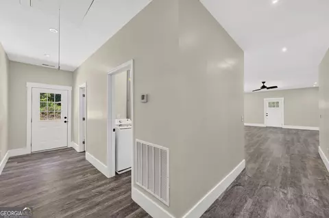 Entry Way - 90 Edwin Smith Rd, Newnan, GA 30263 photo 1 of 1