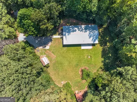 Exterior - 90 Edwin Smith Rd, Newnan, GA 30263 photo 13 of 14