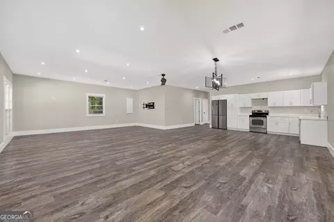 Living - 90 Edwin Smith Rd, Newnan, GA 30263 photo 5 of 7