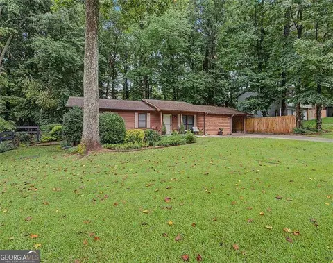 3095 Woodland Dr NW, Kennesaw, GA 30152