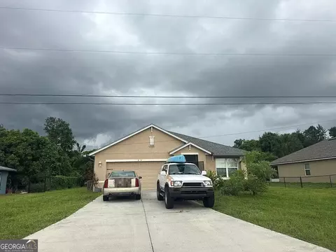 605 SW 7th Pl, Cape Coral, FL 33991