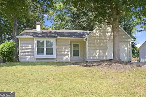 3246 Fescue Cir, Lawrenceville, GA 30044