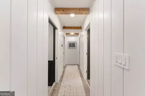 Entry Way - 4785 Perry Rd, Gainesville, GA 30506 photo 1 of 2