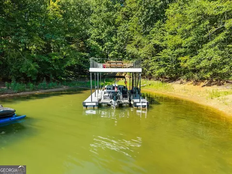 View/Area - 4785 Perry Rd, Gainesville, GA 30506 photo 2 of 8
