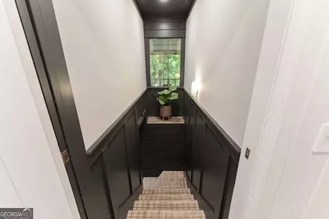 Entry Way - 4785 Perry Rd, Gainesville, GA 30506 photo 2 of 2