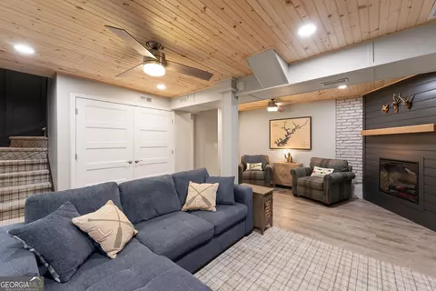 Living - 4785 Perry Rd, Gainesville, GA 30506 photo 5 of 5