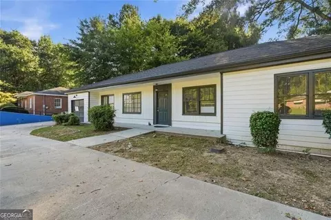 6220 Oakdale Rd SE, Mableton, GA 30126