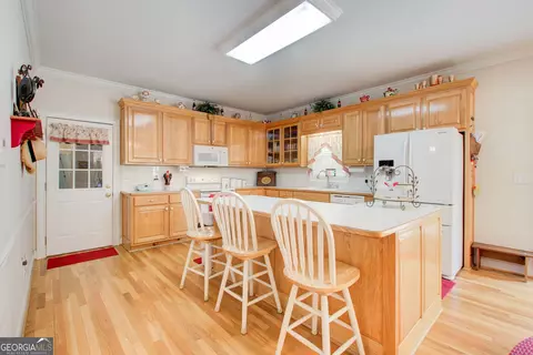 Kitchen - 12 Dry Pond Rd, Covington, GA 30016 photo 1 of 4