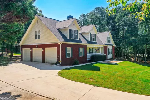 Exterior - 12 Dry Pond Rd, Covington, GA 30016 photo 8 of 10