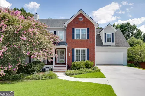 3220 Plantation Run Dr, Loganville, GA 30052