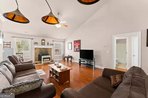 Living - 286 Middle Fork Ln, Carnesville, GA 30521 photo 1 of 1