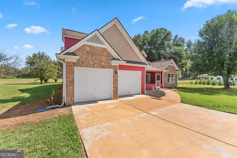 Exterior - 286 Middle Fork Ln, Carnesville, GA 30521 photo 5 of 14