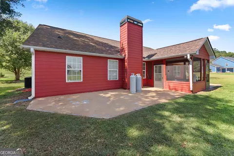Exterior - 286 Middle Fork Ln, Carnesville, GA 30521 photo 10 of 14