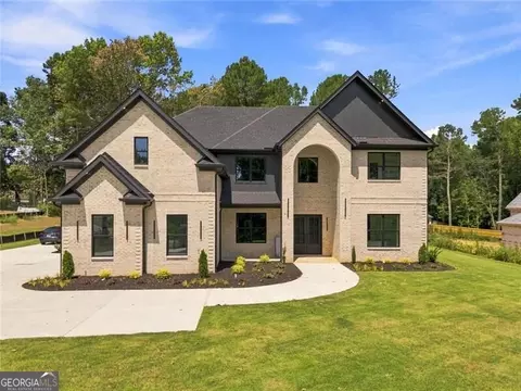 2895 Briscoe Rd, Loganville, GA 30052