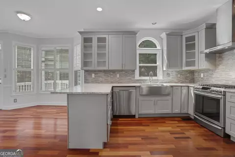 Kitchen - 2395 Devon Leigh Walk, Duluth, GA 30096 photo 6 of 6
