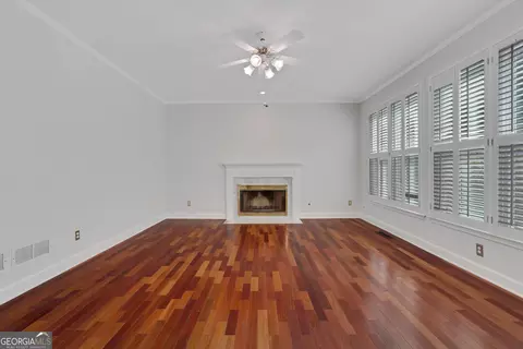 Living - 2395 Devon Leigh Walk, Duluth, GA 30096 photo 6 of 9