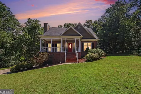 5142 Spring Glen Ct, Douglasville, GA 30135