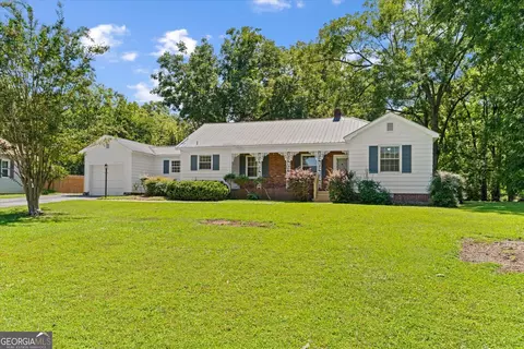 202 Jordan St, Tunnel Hill, GA 30755