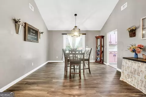 Dining - 108 Quail Trl, Jackson, GA 30233 photo 3 of 3
