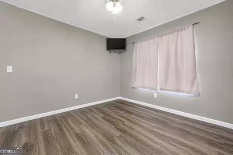 Bedroom - 108 Quail Trl, Jackson, GA 30233 photo 6 of 8