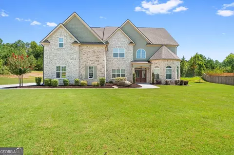 74 Highgate Dr, Newnan, GA 30263