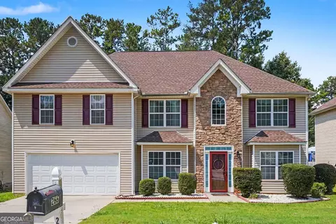 Exterior - 266 Millstone Dr, Hampton, GA 30228 photo 2 of 3