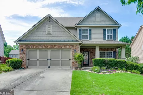 7823 Keepsake Ln, Flowery Branch, GA 30542