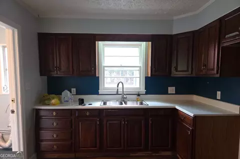 Kitchen - 151 Tiny Ridge Dr, Cornelia, GA 30531 photo 1 of 3