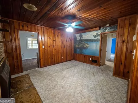 Living - 151 Tiny Ridge Dr, Cornelia, GA 30531 photo 5 of 8
