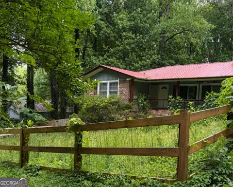 1552 Todd Ln SW, Lilburn, GA 30047