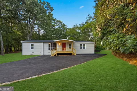 1077 New Hope Rd, Lawrenceville, GA 30045