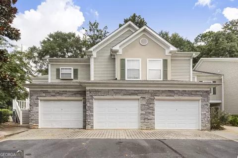 707 Las Brasis Ct, Peachtree City, GA 30269