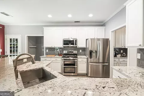 Kitchen - 3422 Blaisdell Rd, Buford, GA 30519 photo 7 of 7